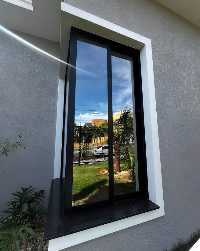 Janela de vidro em Jaguariúna - janela de vidro para iluminação natural