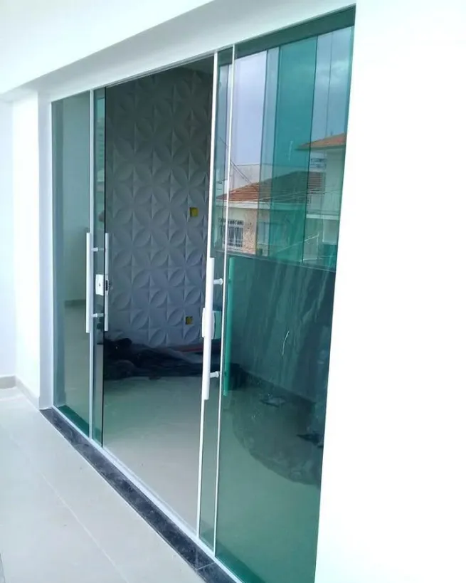 Portas de vidro em Jaguariúna - aplicação sob medida para portas de vidro